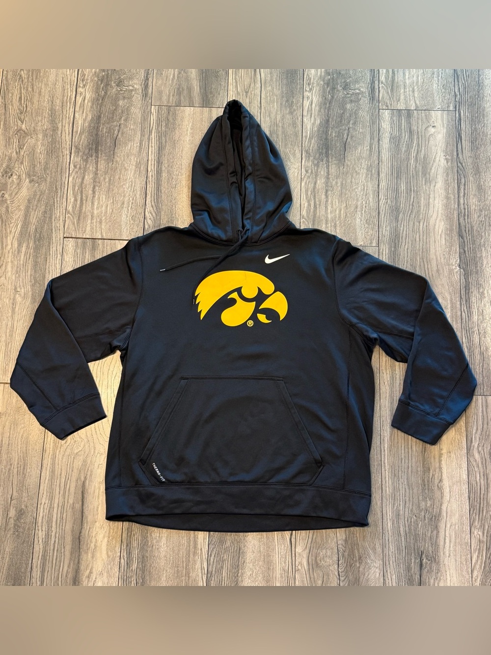 Nike Iowa Hawkeyes Therma-FIT Hoodie Men’s XL Black NCAA Pullover Sweatshirt